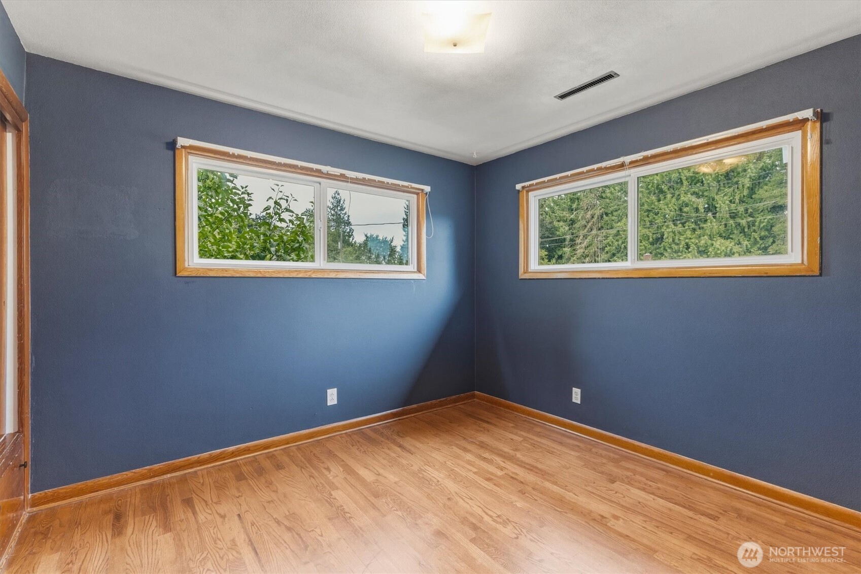 716 Woodard Avenue Property Photo 16