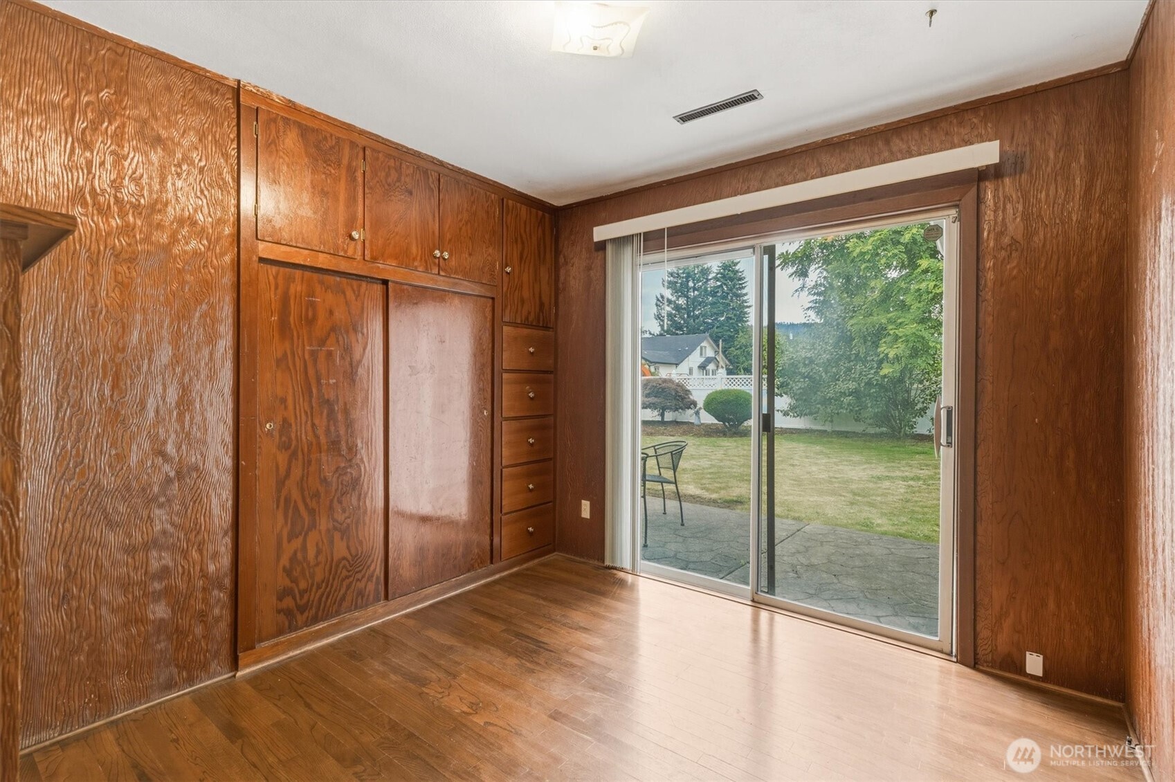 716 Woodard Avenue Property Photo 17