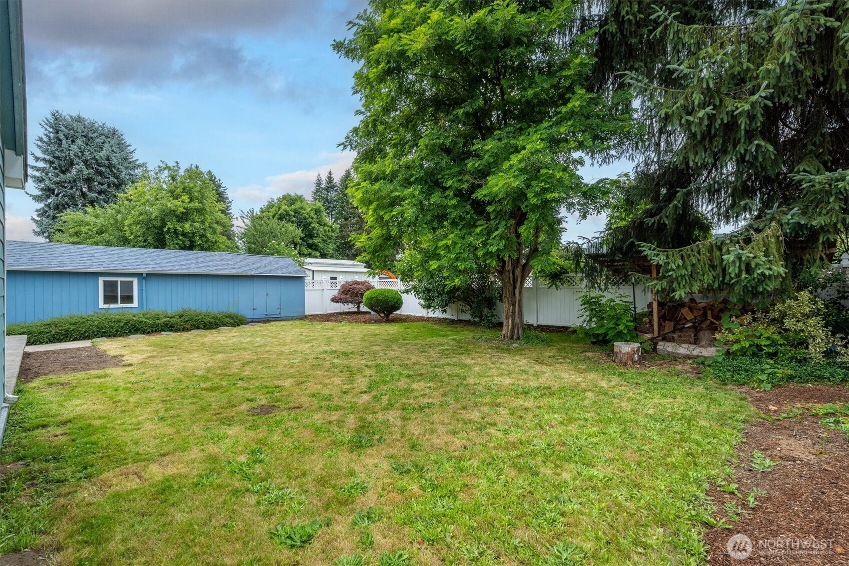 716 Woodard Avenue Property Photo 23