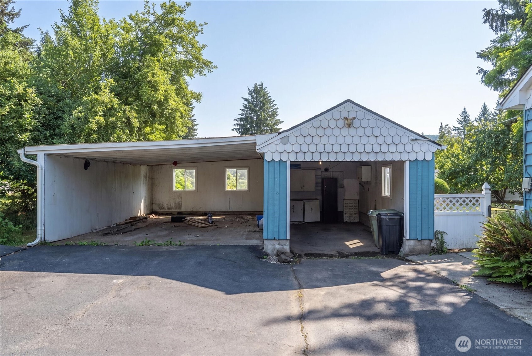 716 Woodard Avenue Property Photo 24