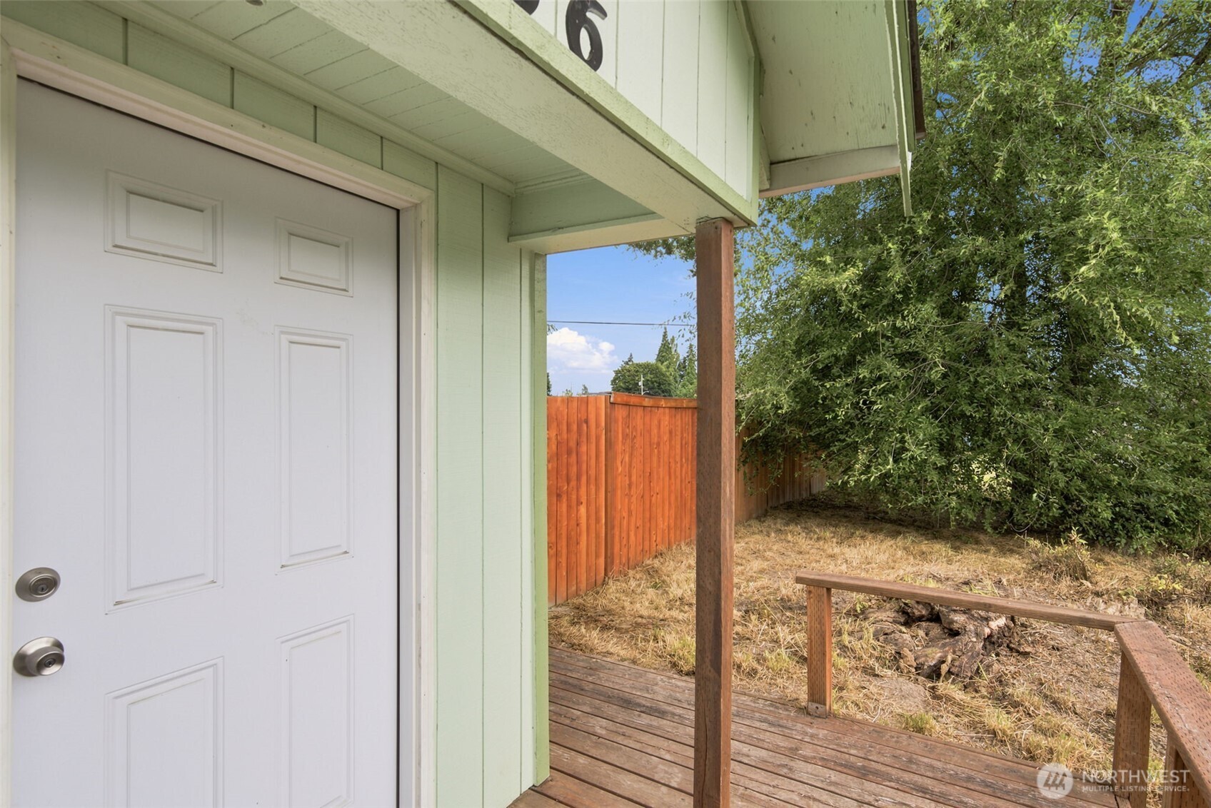 5156 S Cushman Avenue Property Photo 6