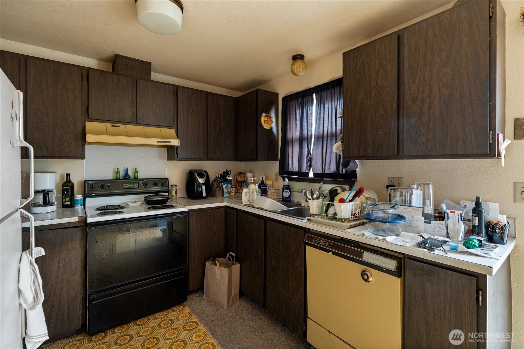 1208 111th Street Property Photo 6