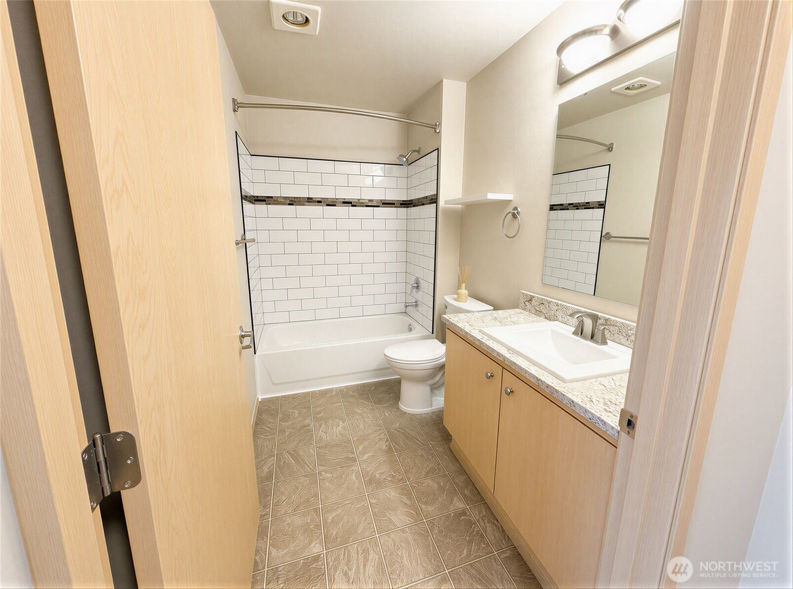 2818 Grand Avenue B407 Property Photo 8