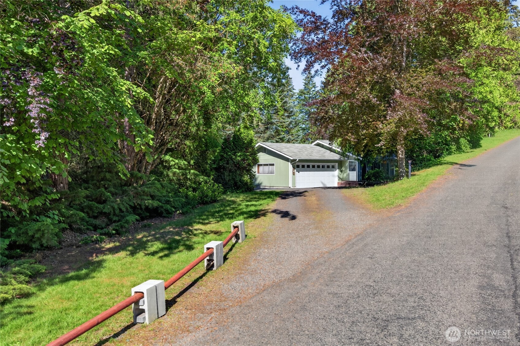371 Se Summit Road Property Photo 2