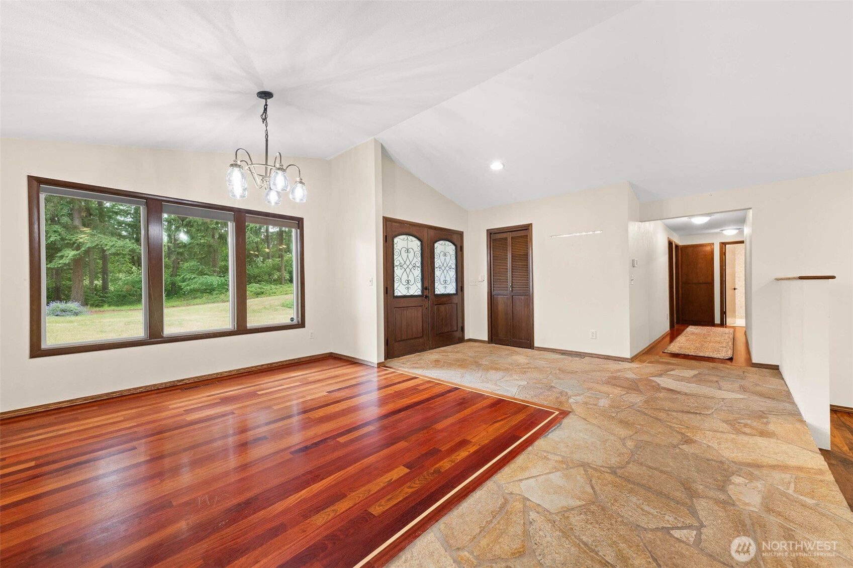7925 Mullen Road Property Photo 5