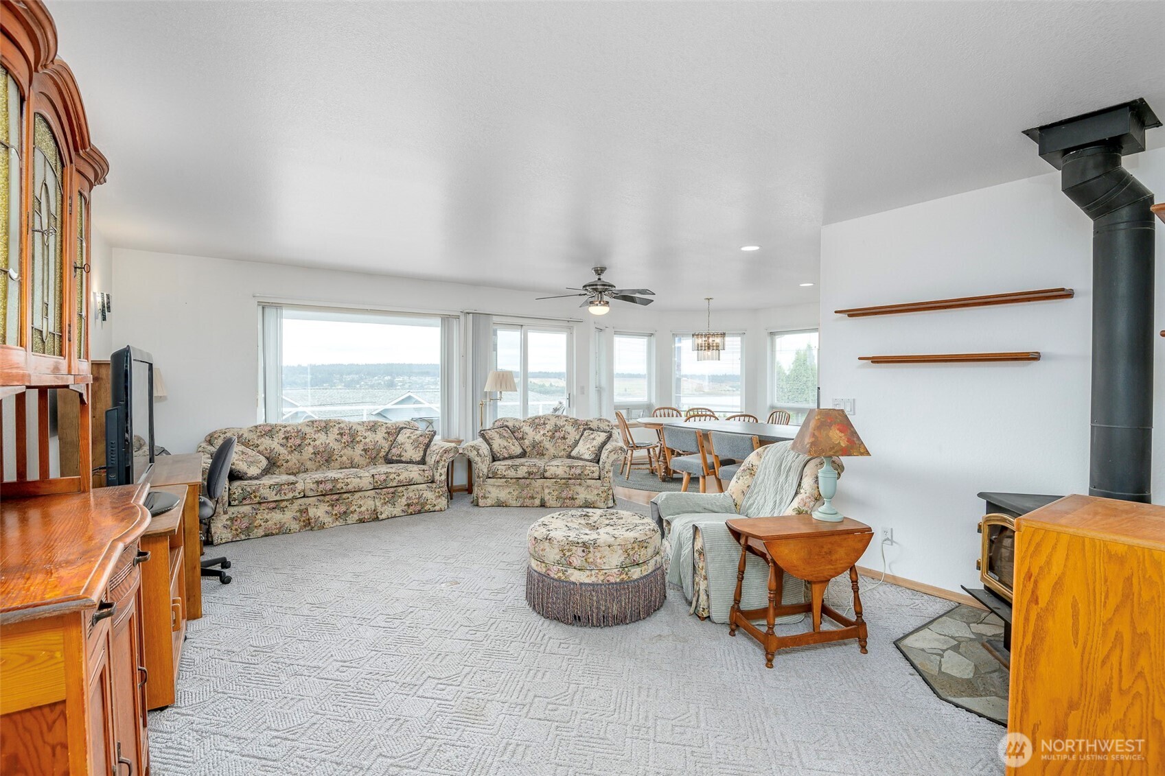 1550 13th Court Property Photo 5
