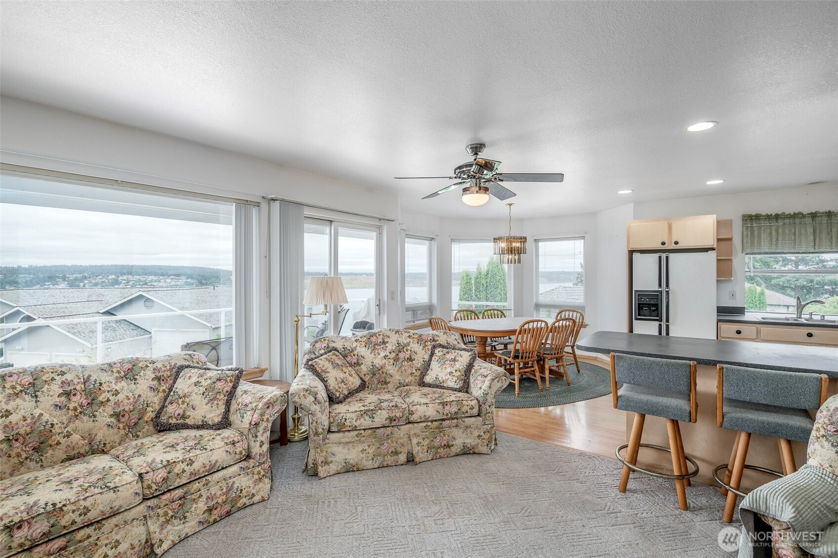 1550 13th Court Property Photo 8