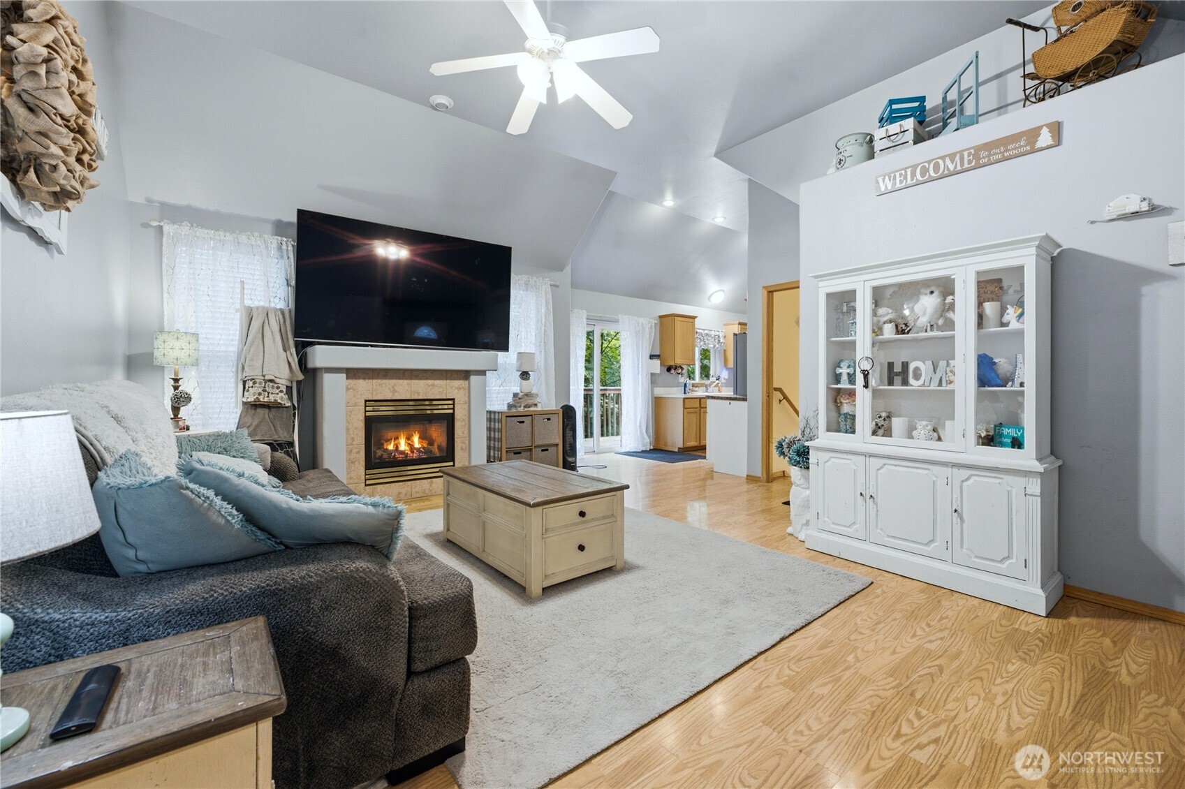 18821 Rampart Drive Property Photo 4