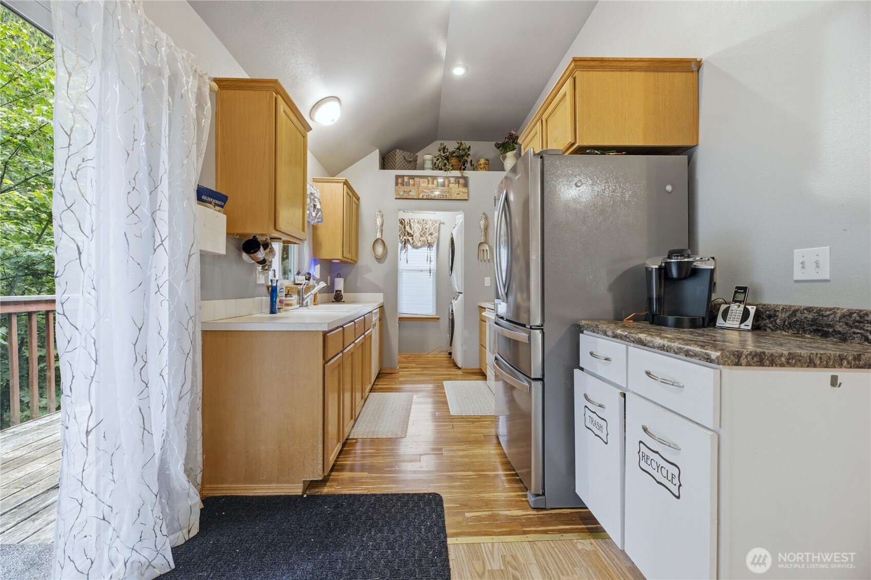 18821 Rampart Drive Property Photo 6