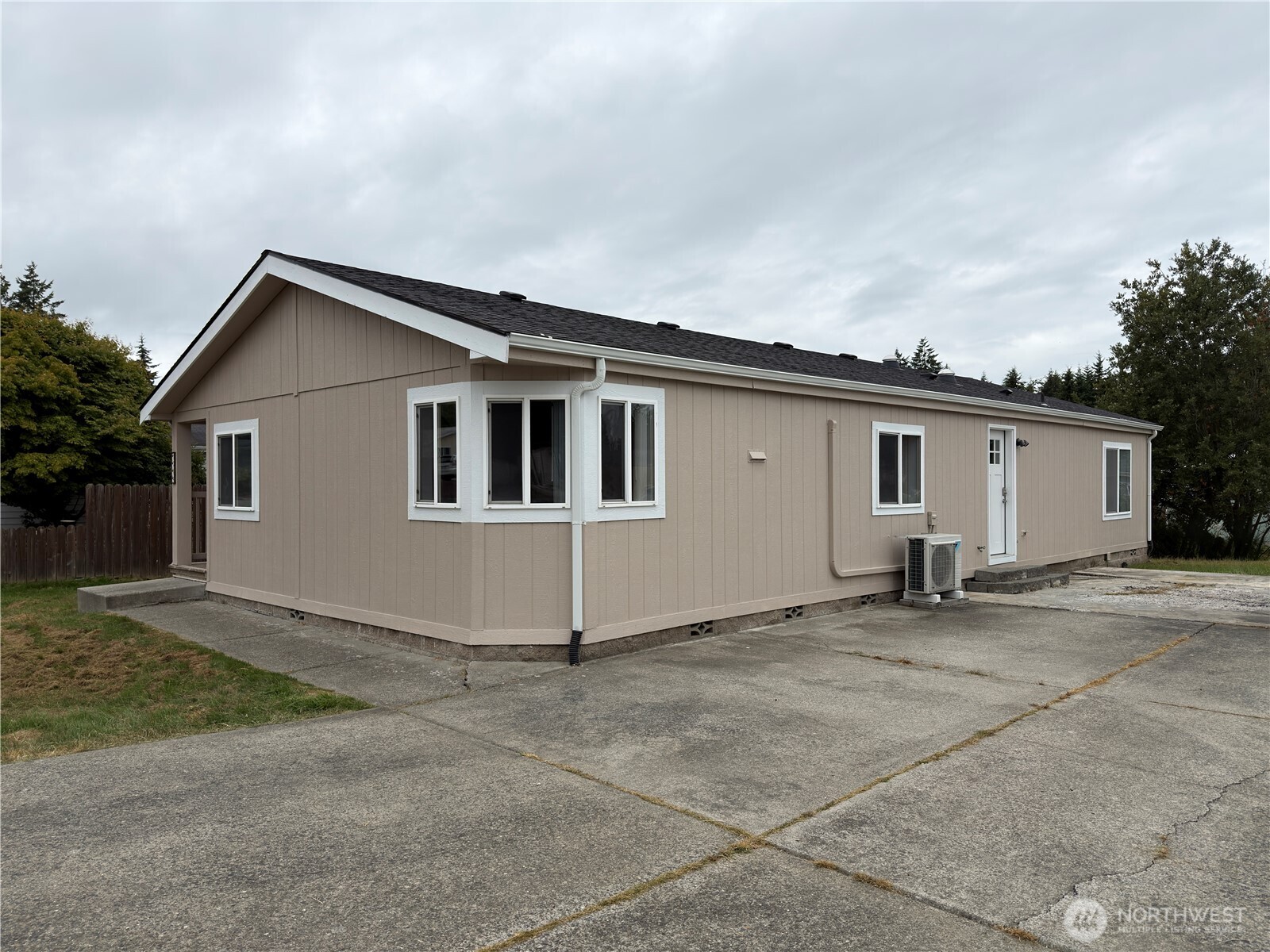 1704 S Delores Place Property Photo 1