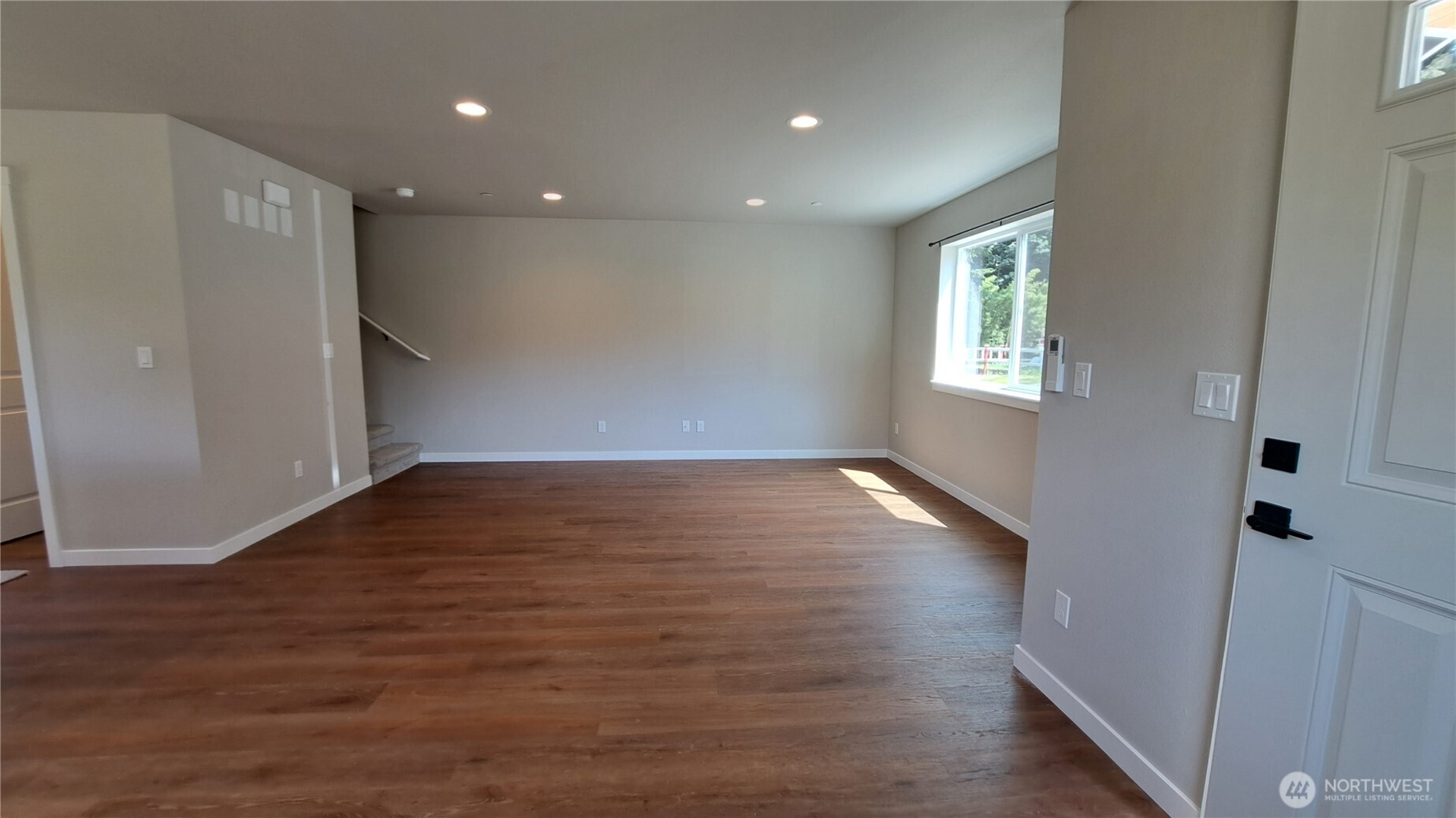 3111 E Camellia Way Property Photo 5