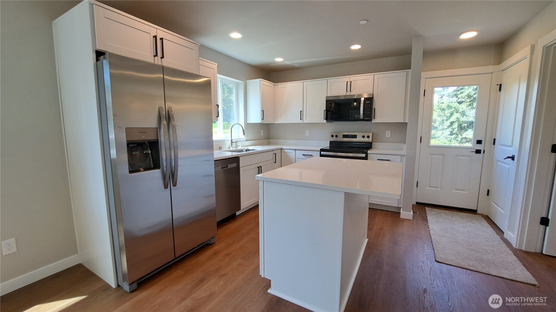 3111 E Camellia Way Property Photo 10