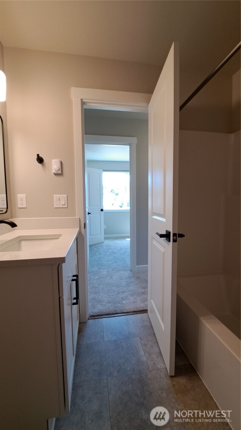 3111 E Camellia Way Property Photo 15