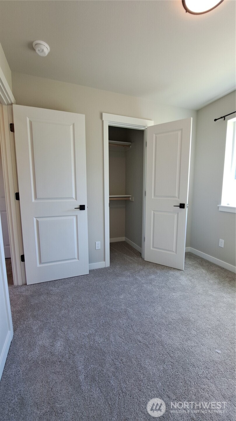 3111 E Camellia Way Property Photo 17