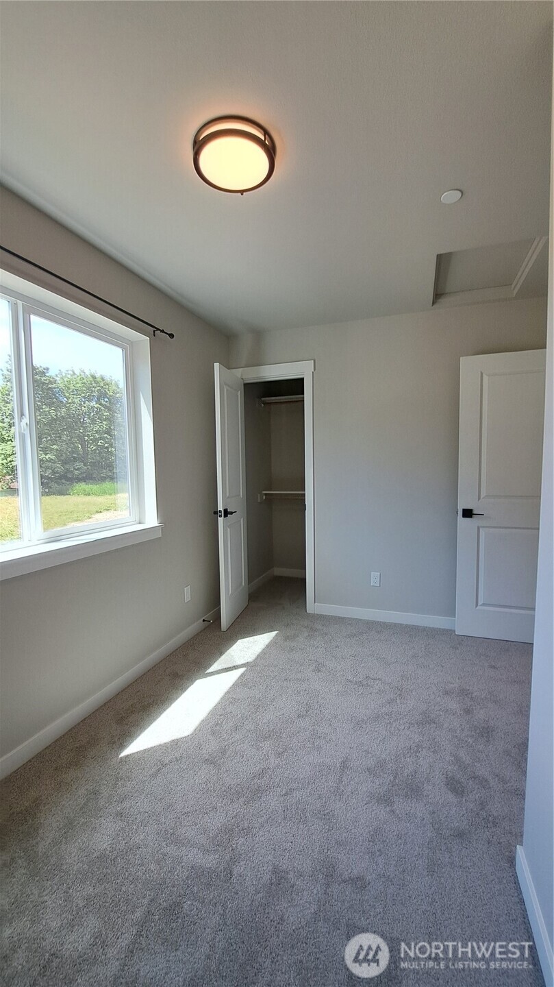 3111 E Camellia Way Property Photo 23