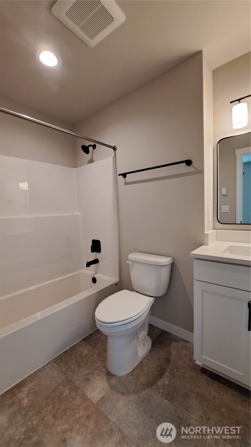 3111 E Camellia Way Property Photo 34