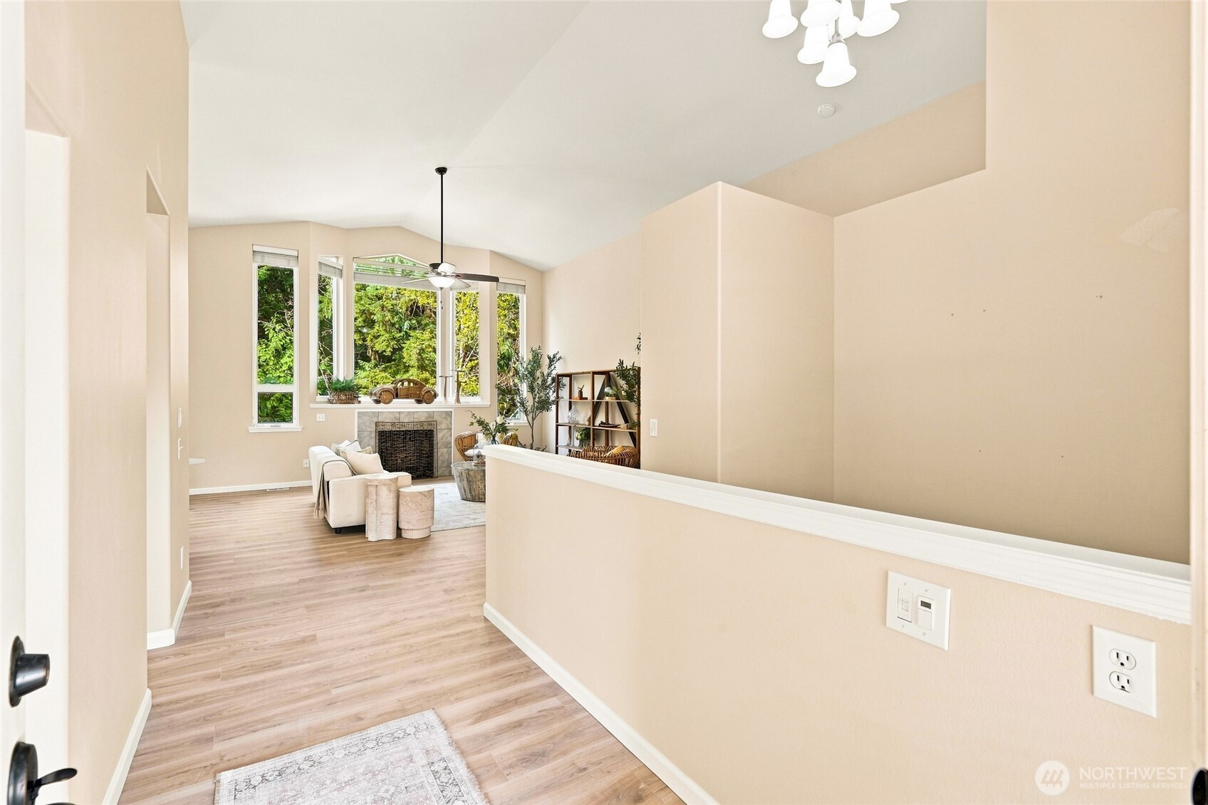 18012 Ambleside Court Property Photo 3