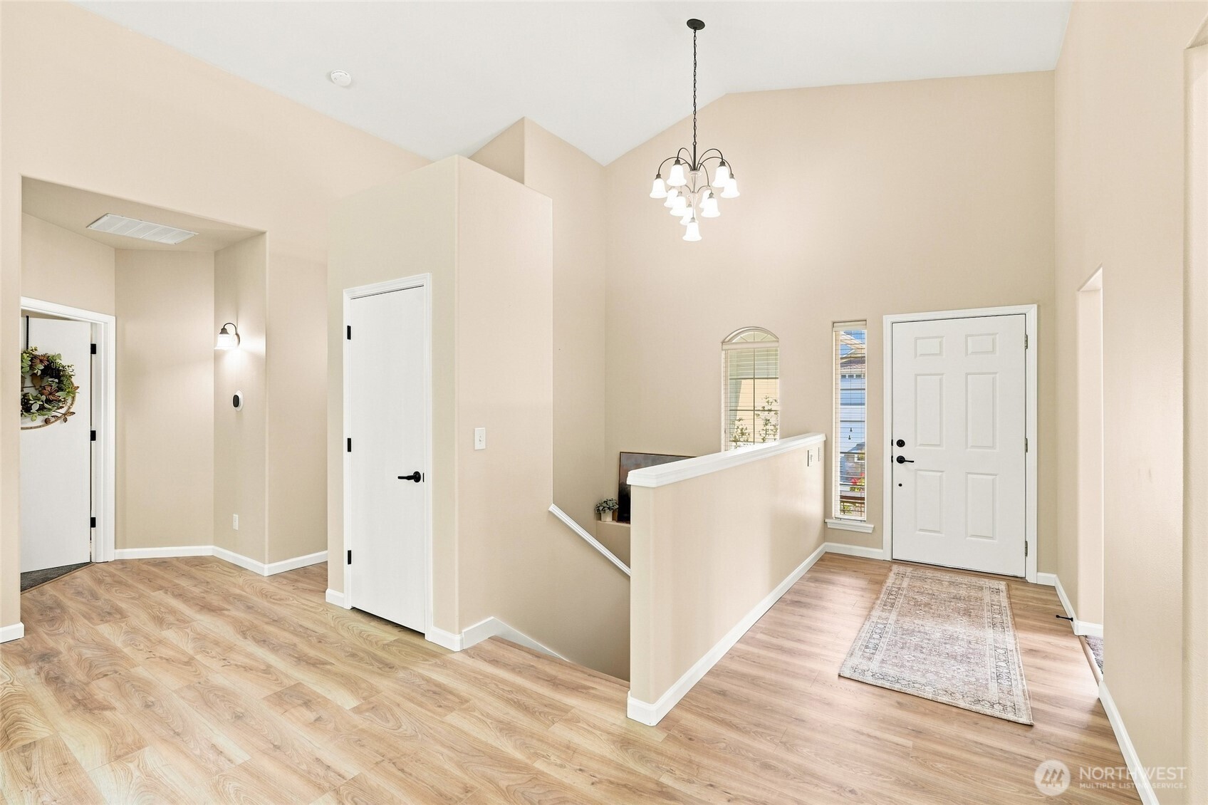 18012 Ambleside Court Property Photo 4