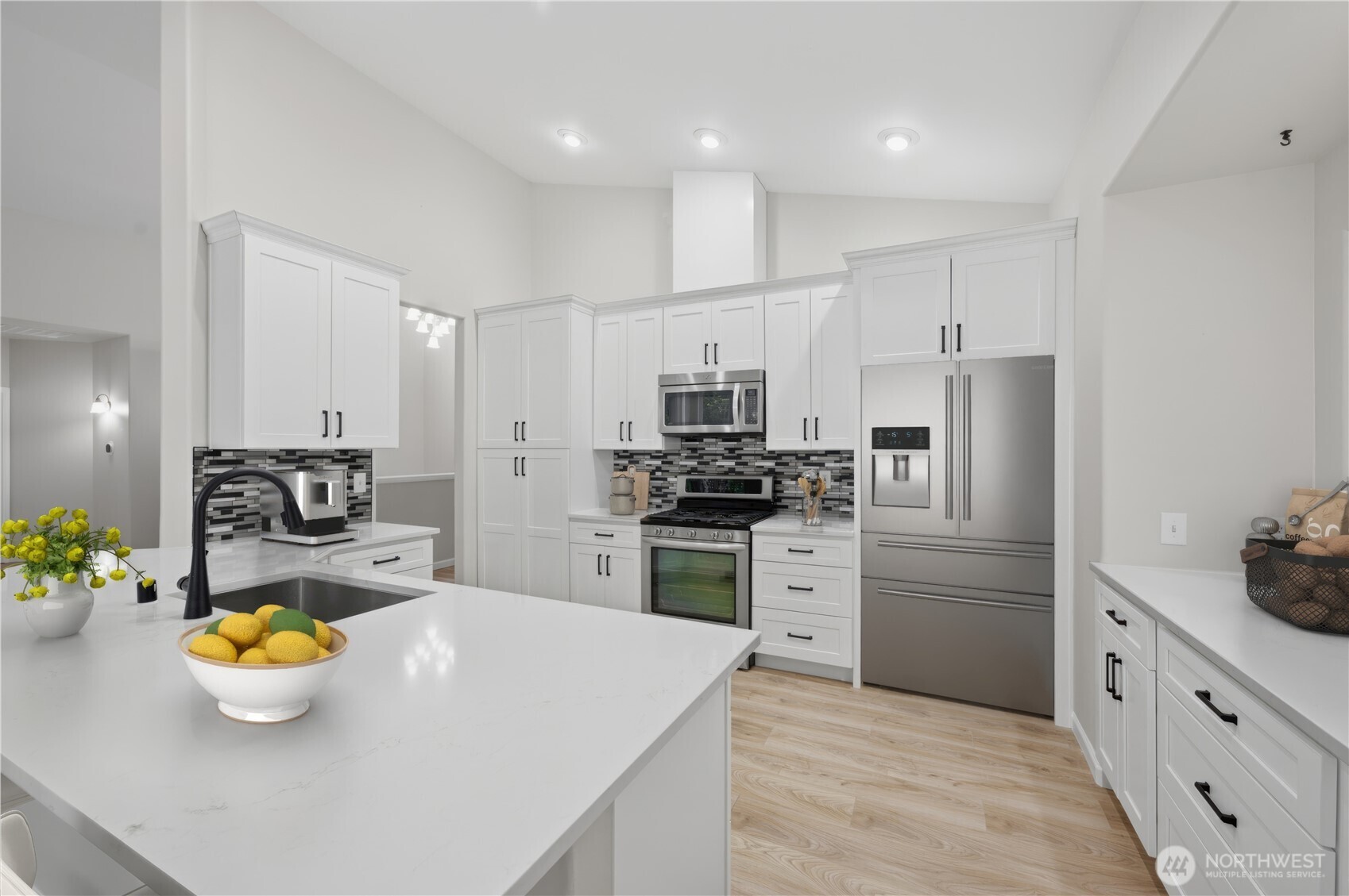 18012 Ambleside Court Property Photo 8