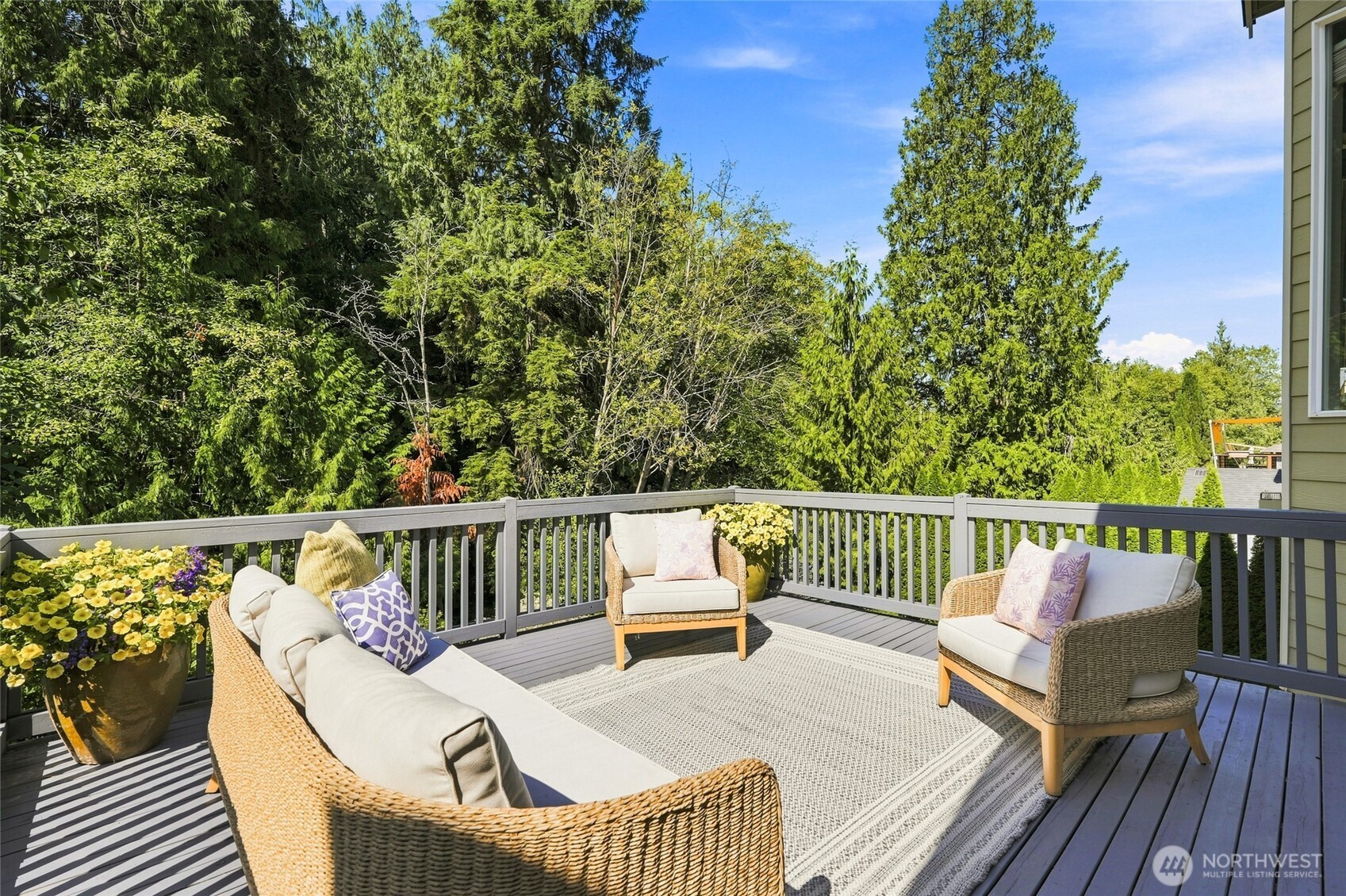 18012 Ambleside Court Property Photo 18