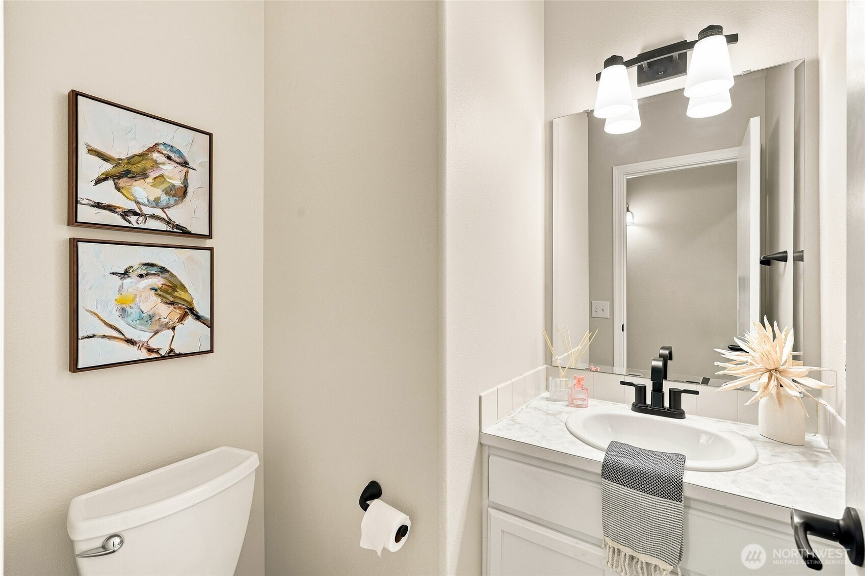 18012 Ambleside Court Property Photo 28