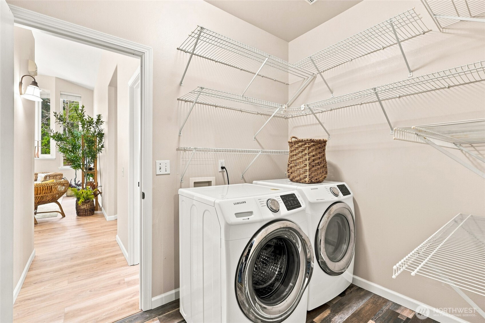 18012 Ambleside Court Property Photo 29