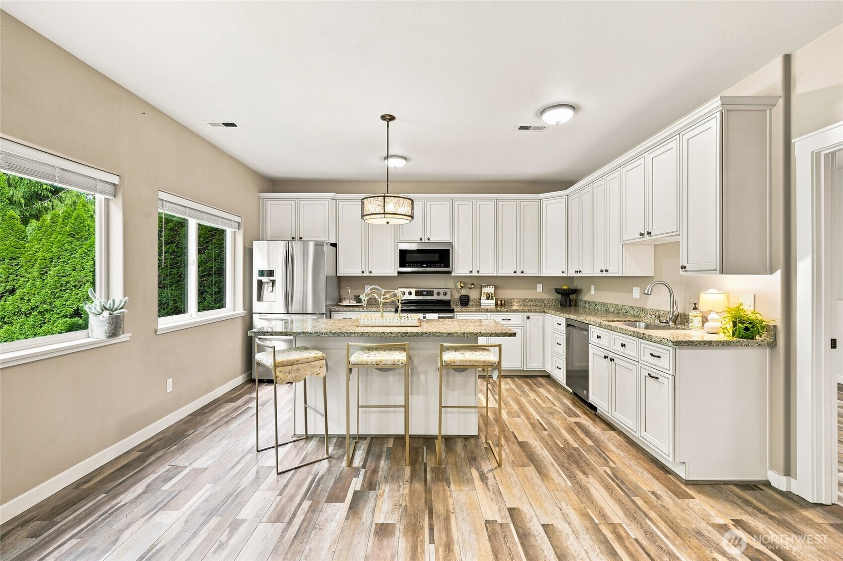 18012 Ambleside Court Property Photo 33