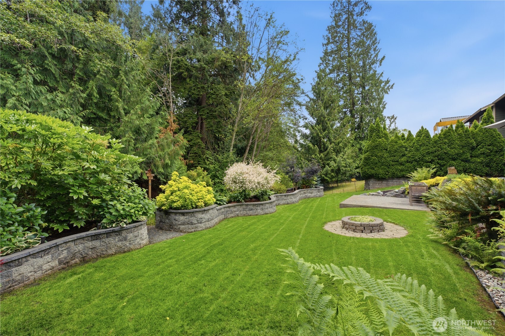 18012 Ambleside Court Property Photo 35