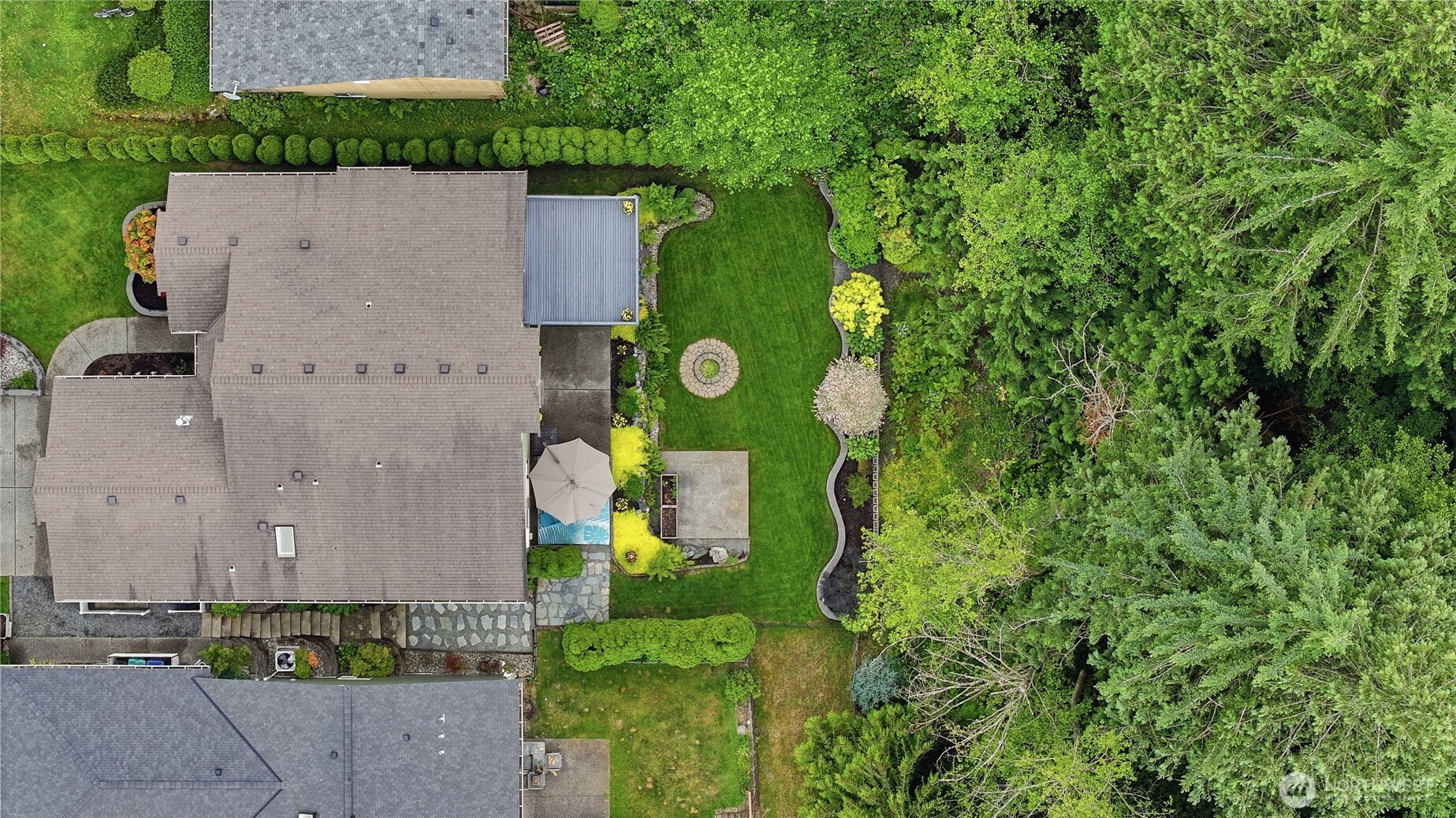 18012 Ambleside Court Property Photo 37