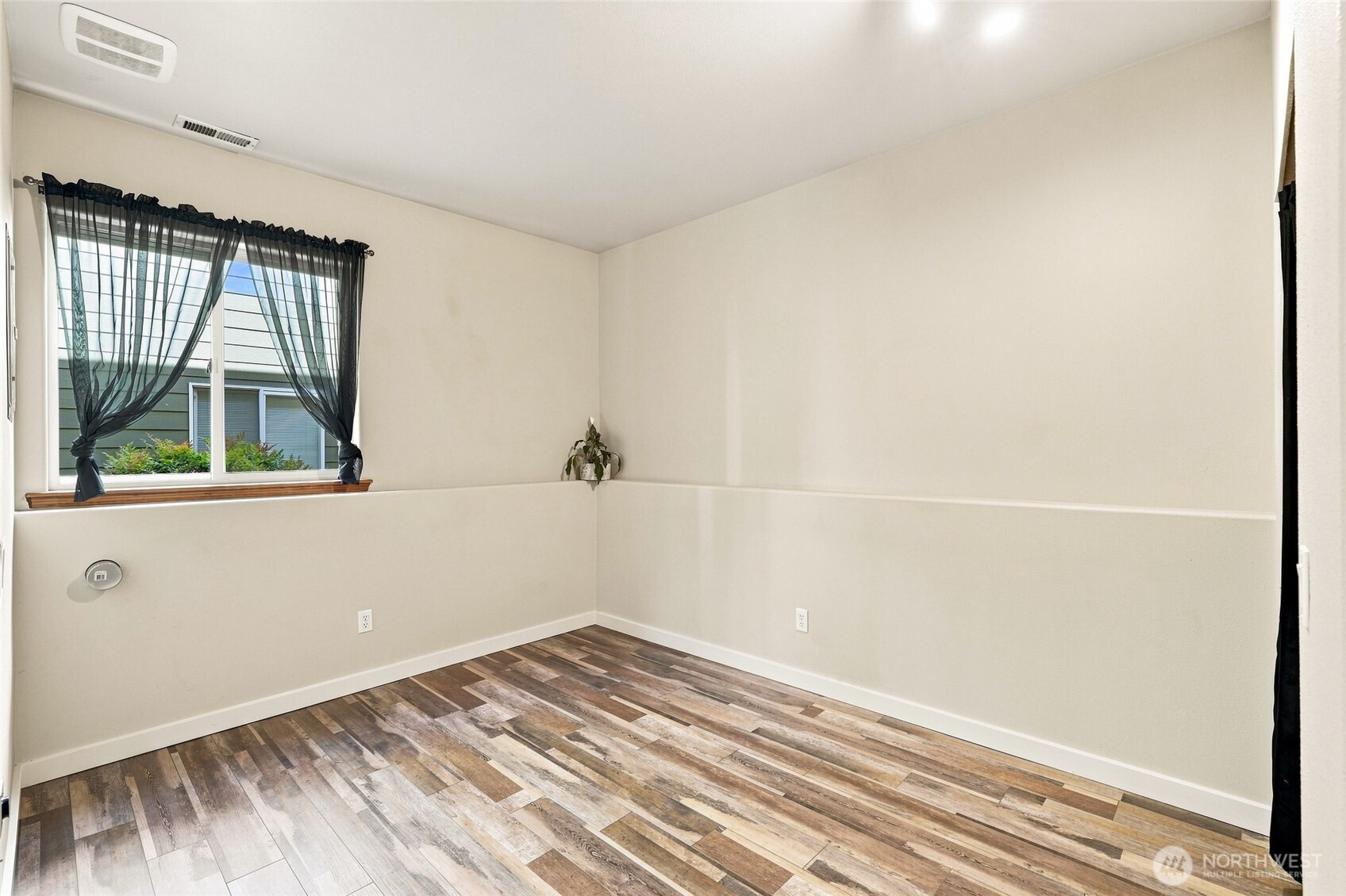 18012 Ambleside Court Property Photo 39