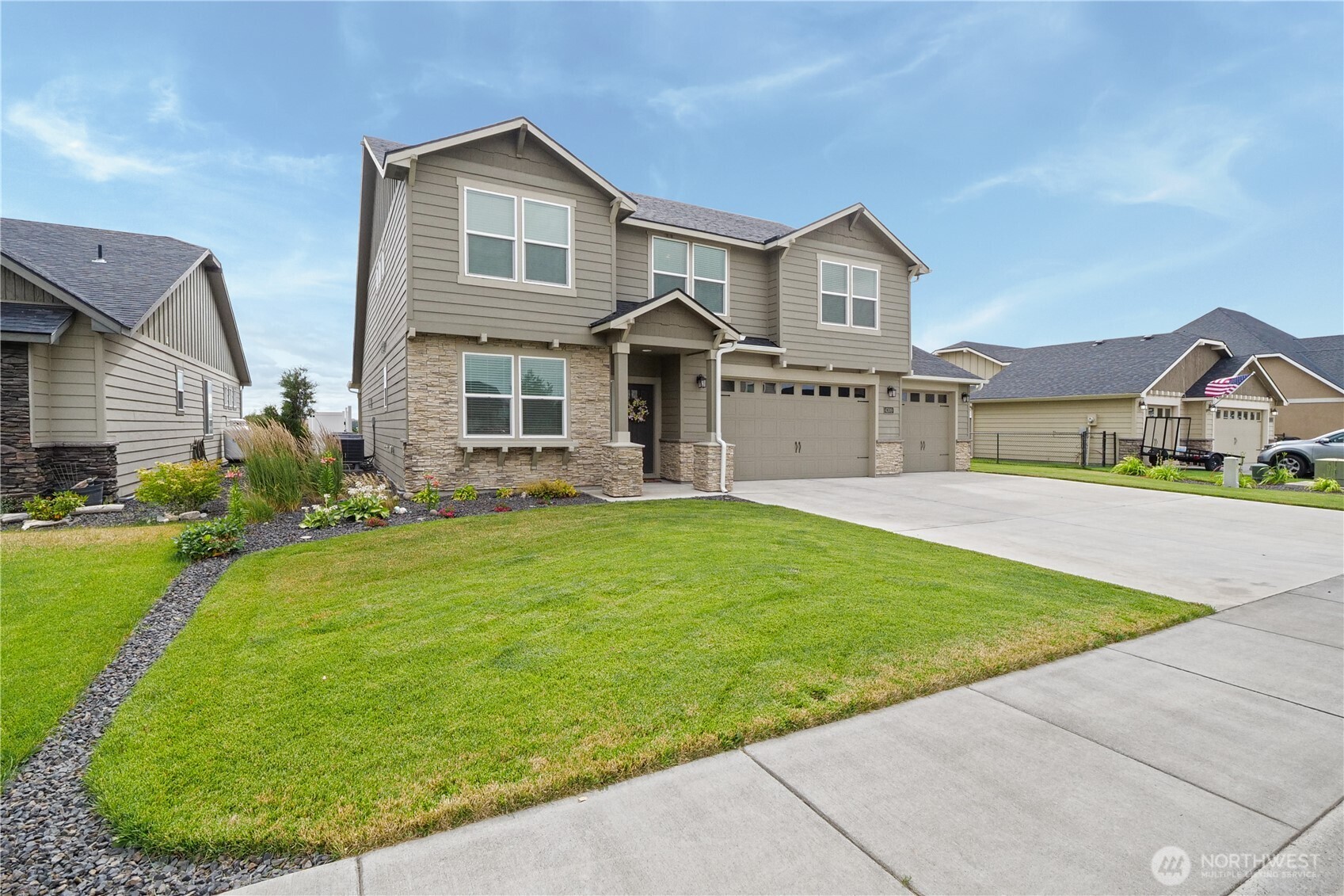 4309 Hedman Court Property Photo 3