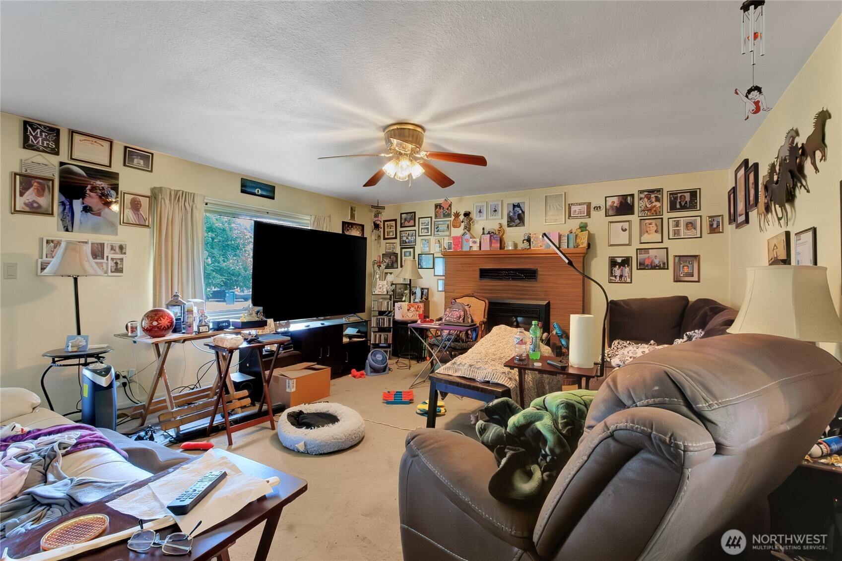 327 Chicago Boulevard Property Photo 8