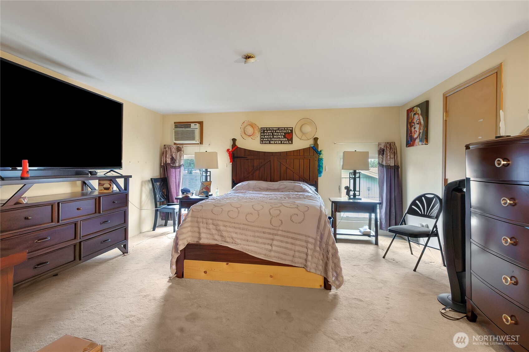 327 Chicago Boulevard Property Photo 14