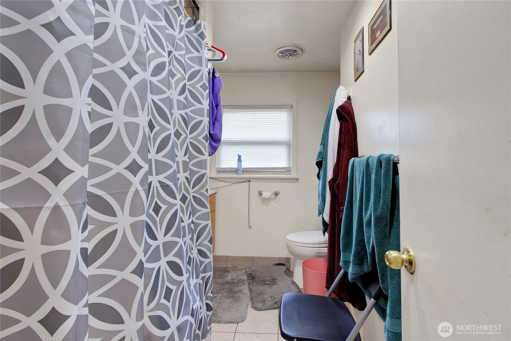 327 Chicago Boulevard Property Photo 18