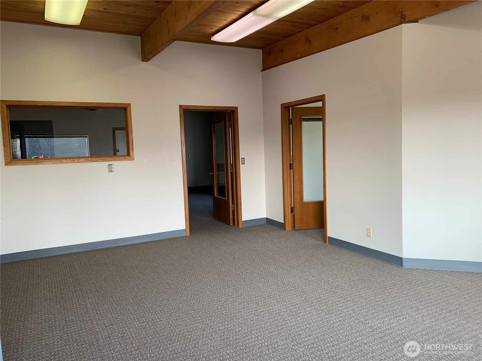 2418 California Street Property Photo 3