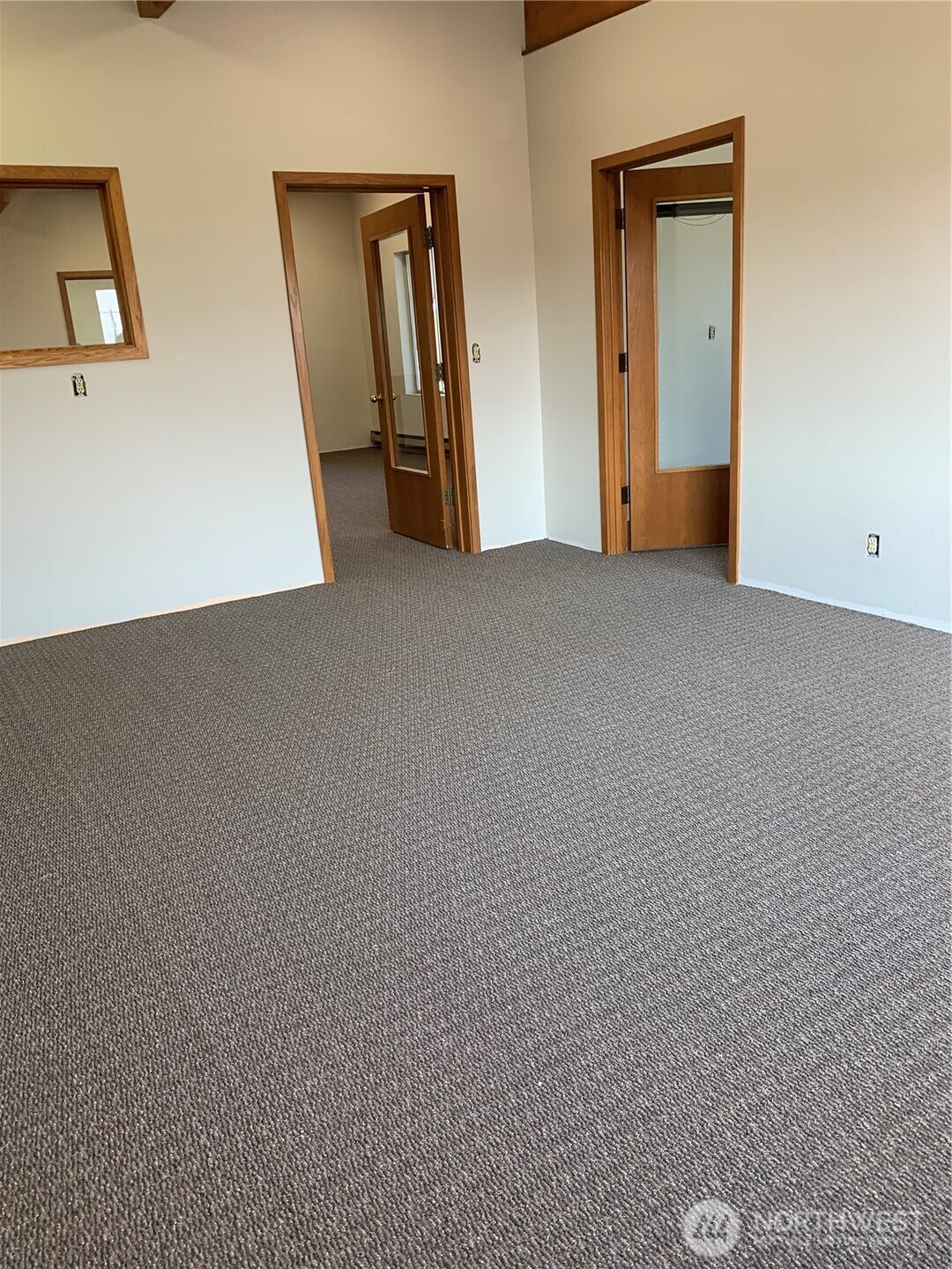 2418 California Street Property Photo 5