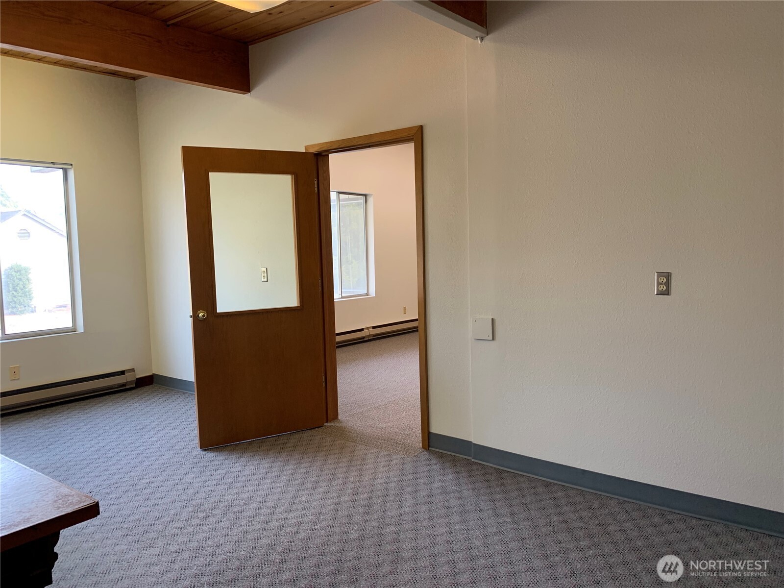 2418 California Street Property Photo 6