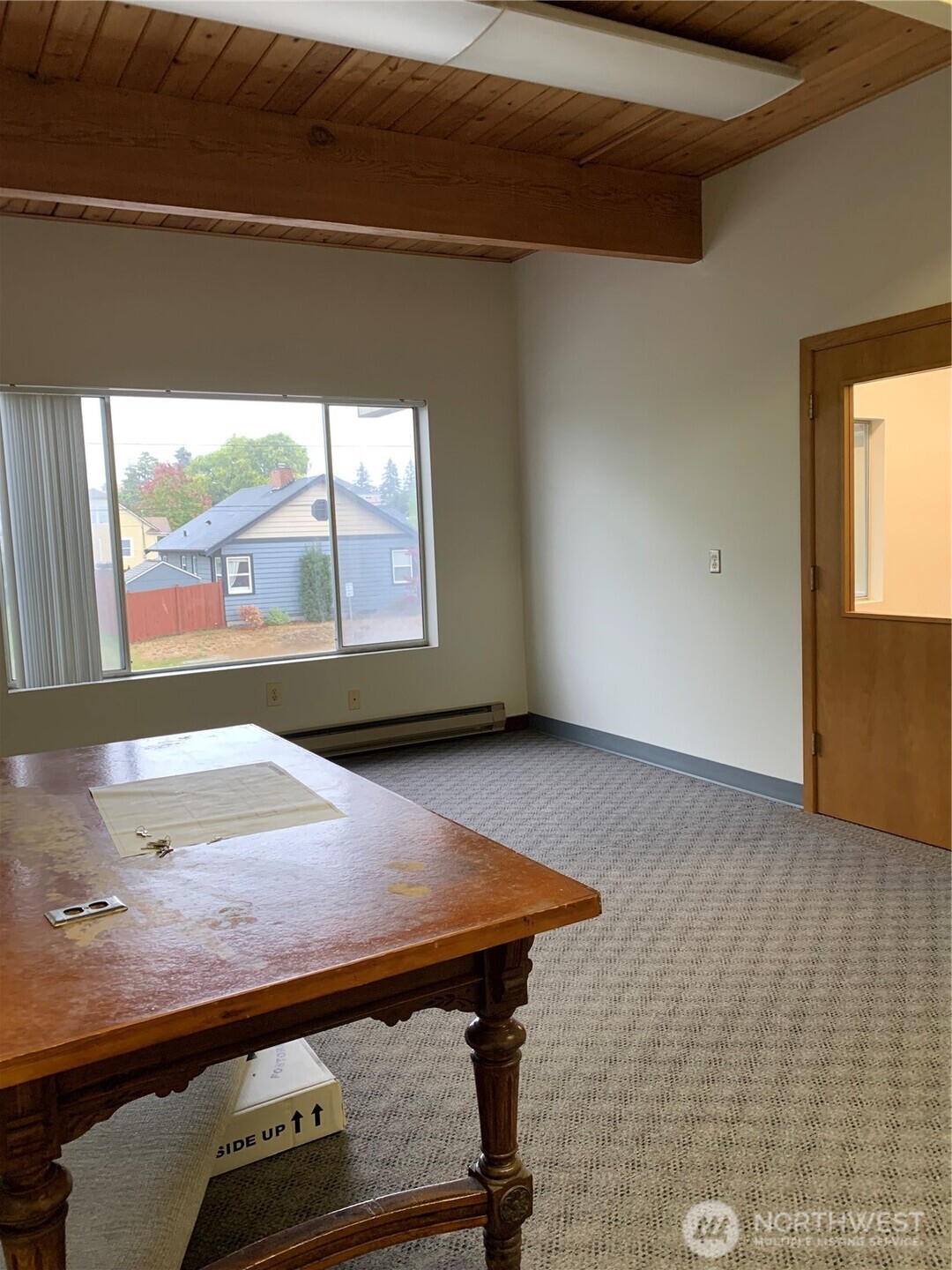 2418 California Street Property Photo 8