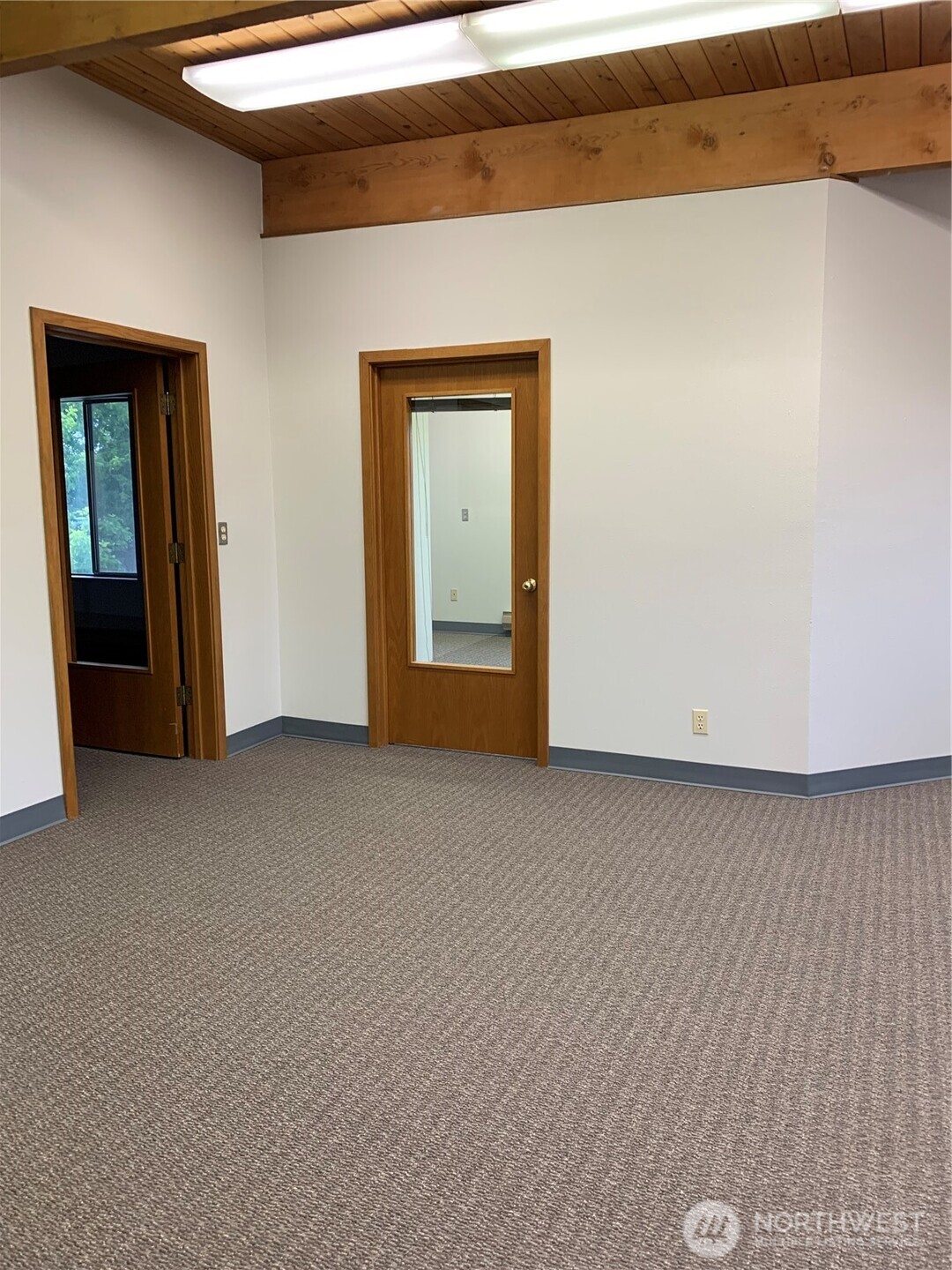 2418 California Street Property Photo 9