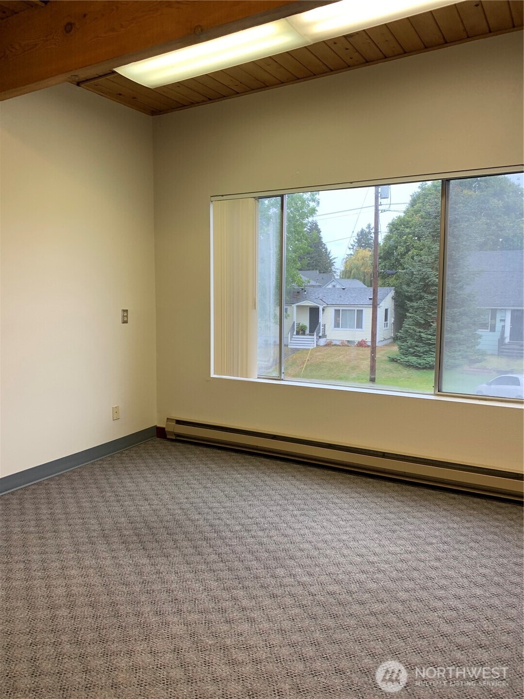 2418 California Street Property Photo 10
