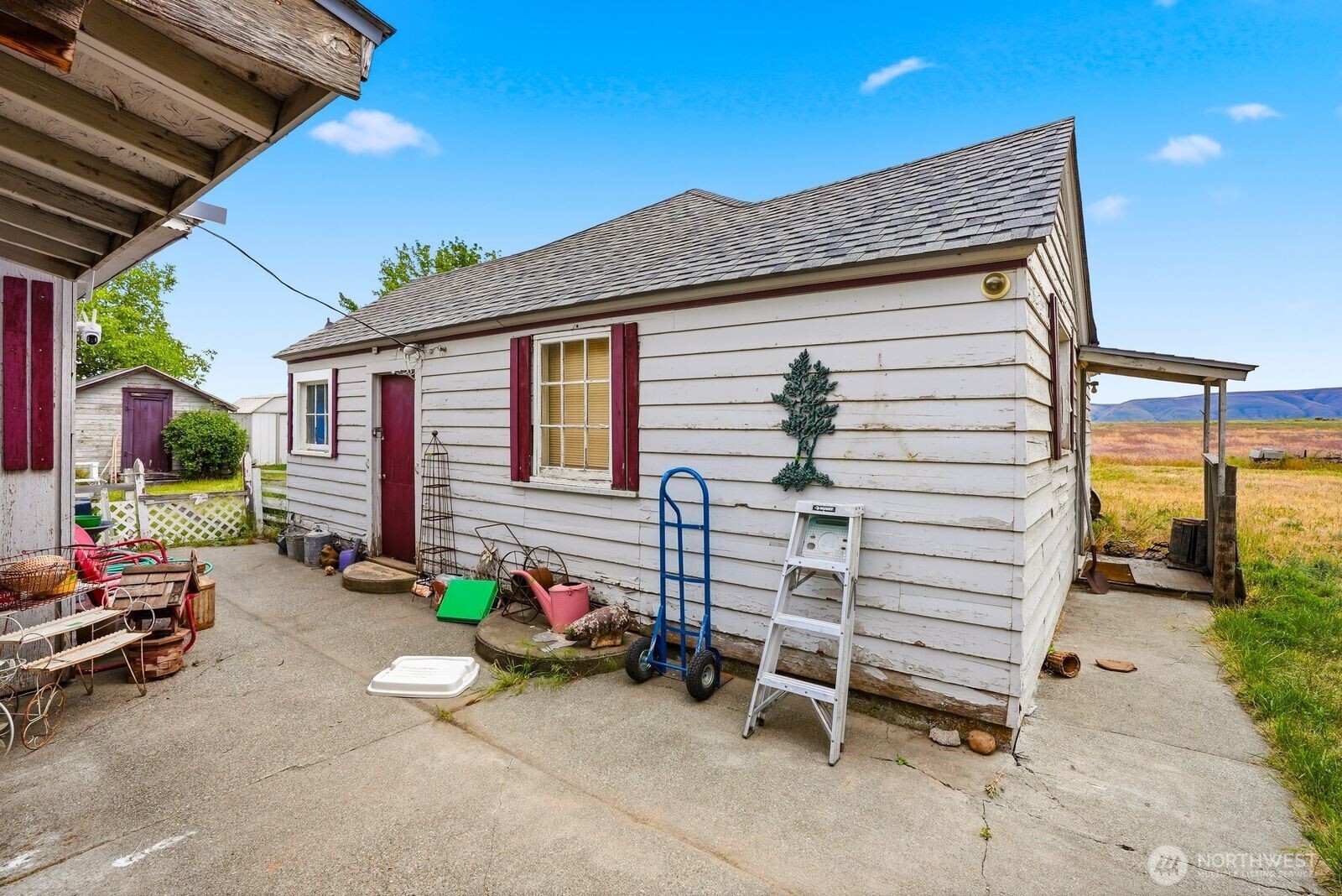 1580 N Cottonwood Road Property Photo 3