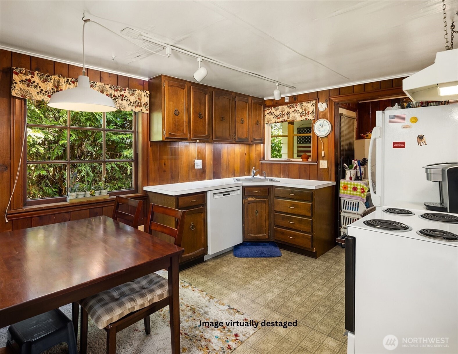 8255 30th Avenue Property Photo 13