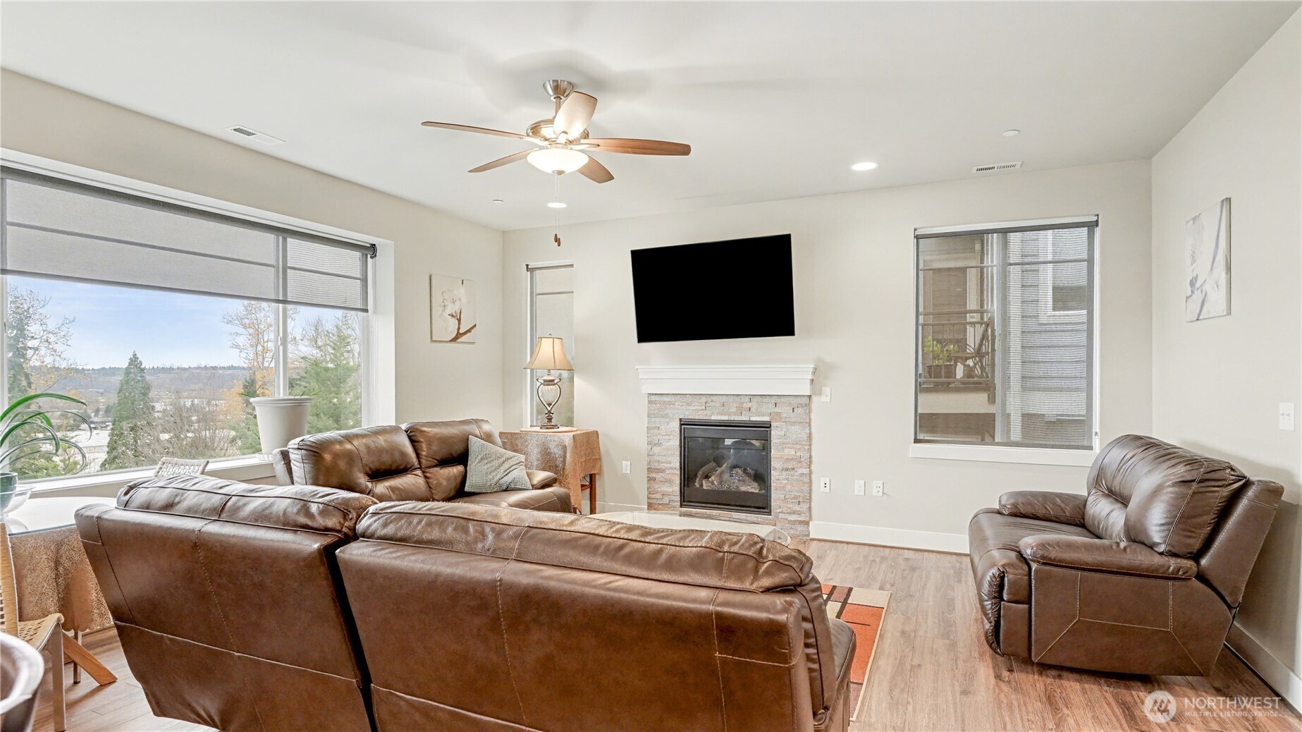 20601 93rd Place 2 Property Photo 6