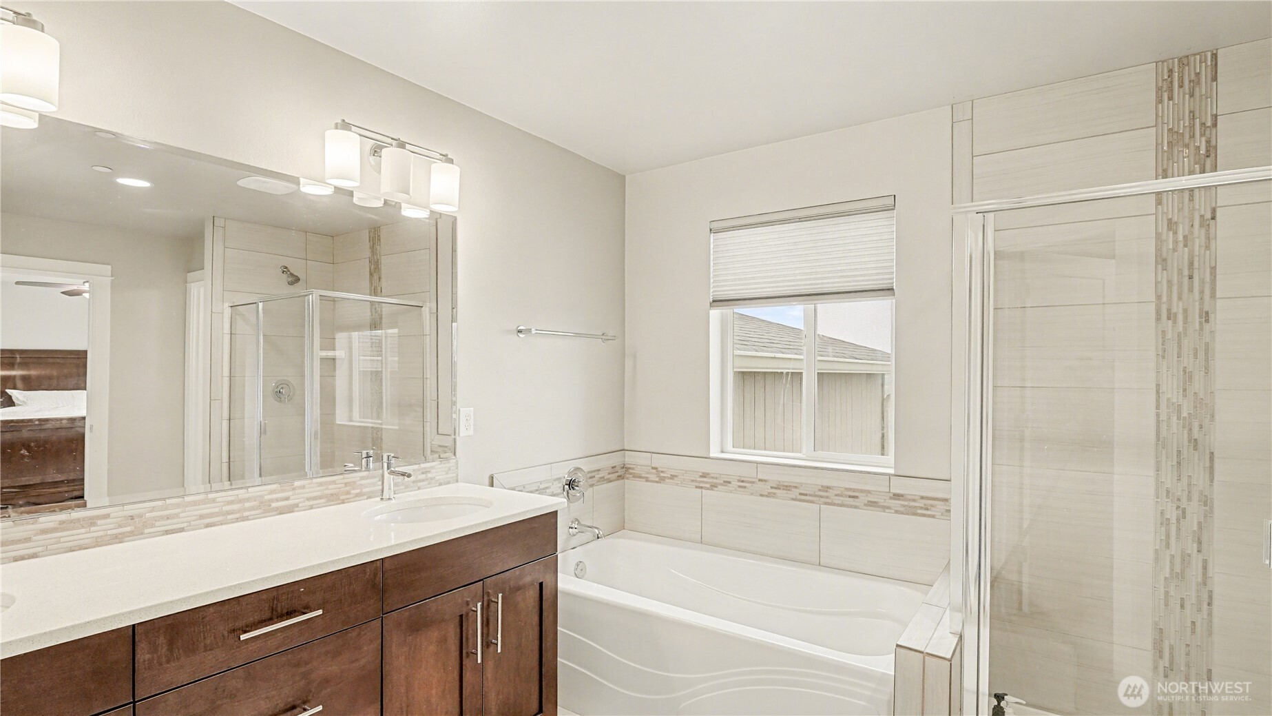 20601 93rd Place 2 Property Photo 26