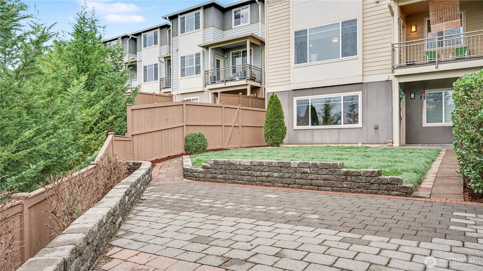 20601 93rd Place 2 Property Photo 37