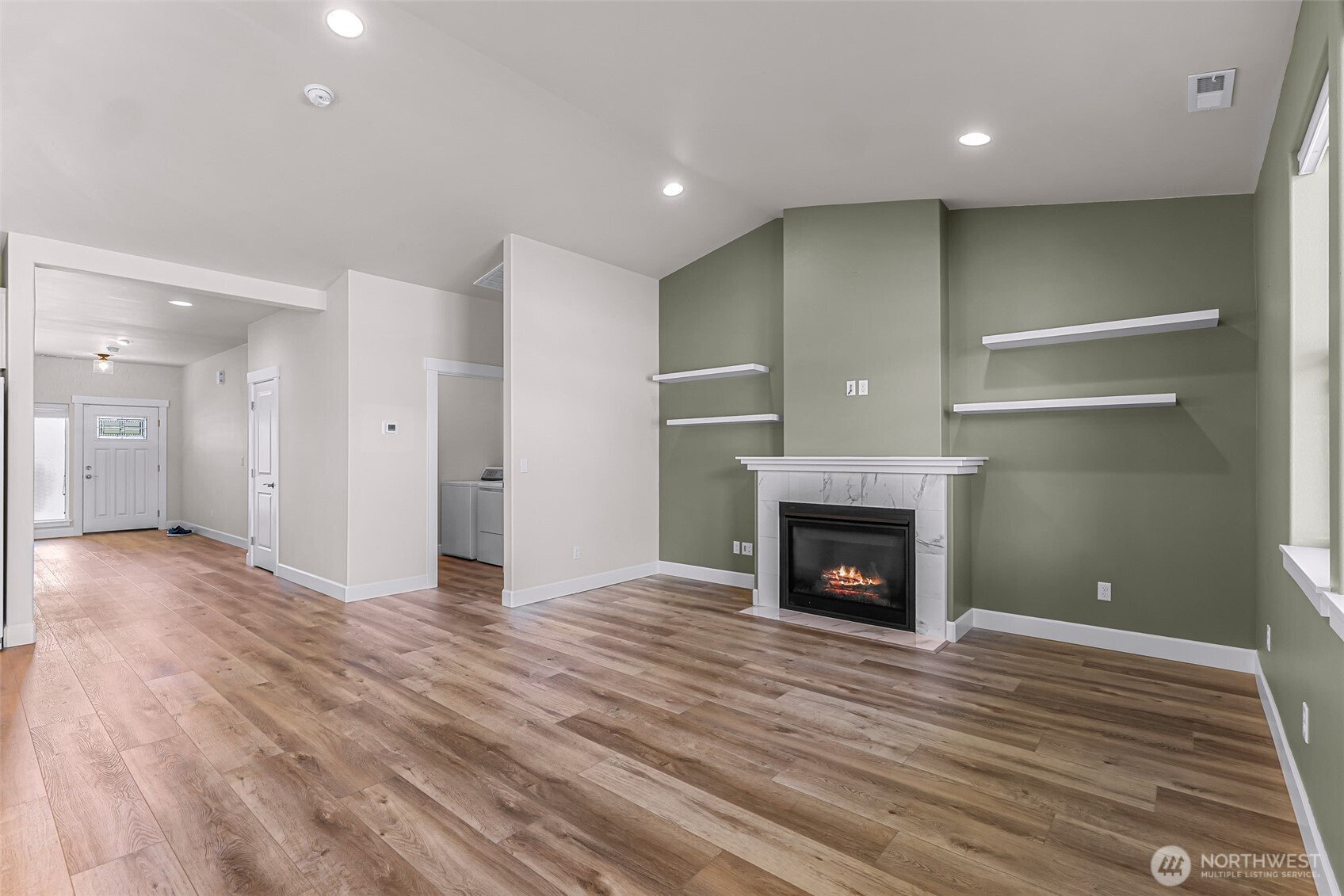 1410 Woods Point Loop Property Photo 11