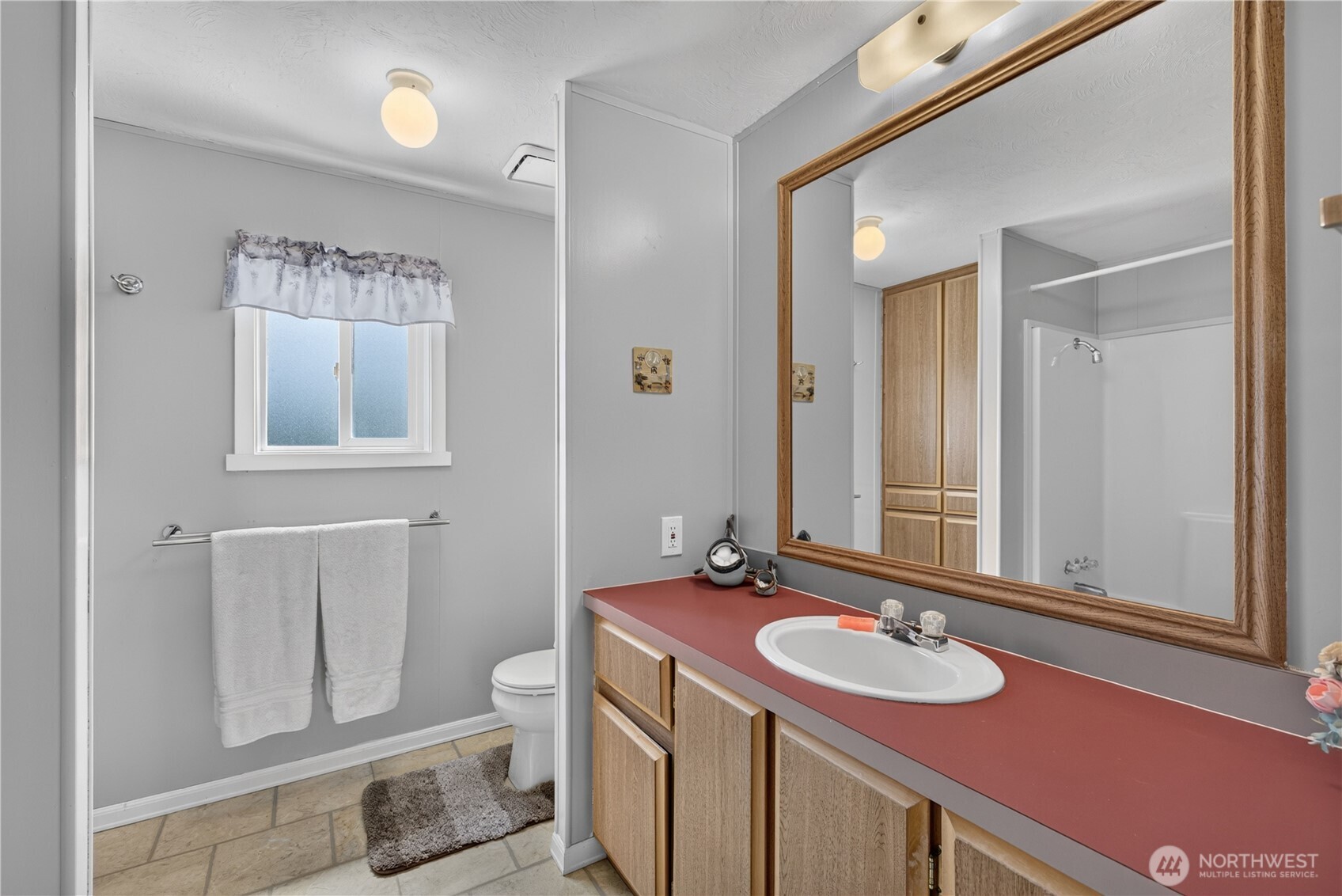 403 Summer Place Property Photo 15