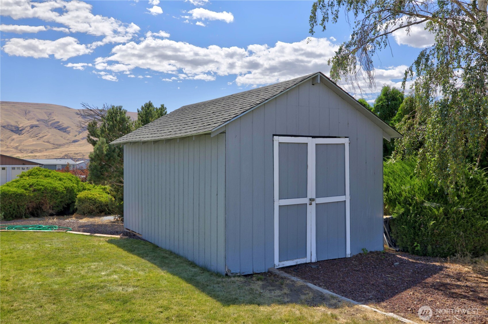 403 Summer Place Property Photo 21