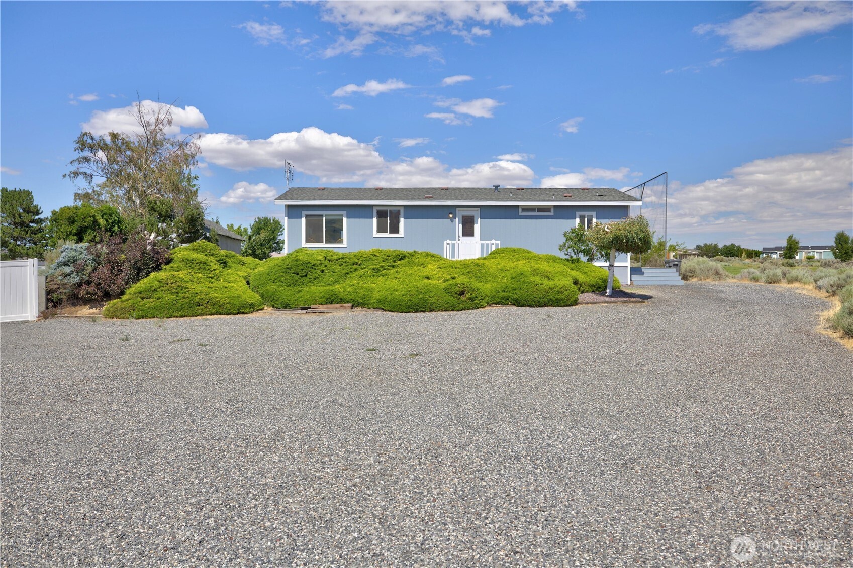 403 Summer Place Property Photo 29