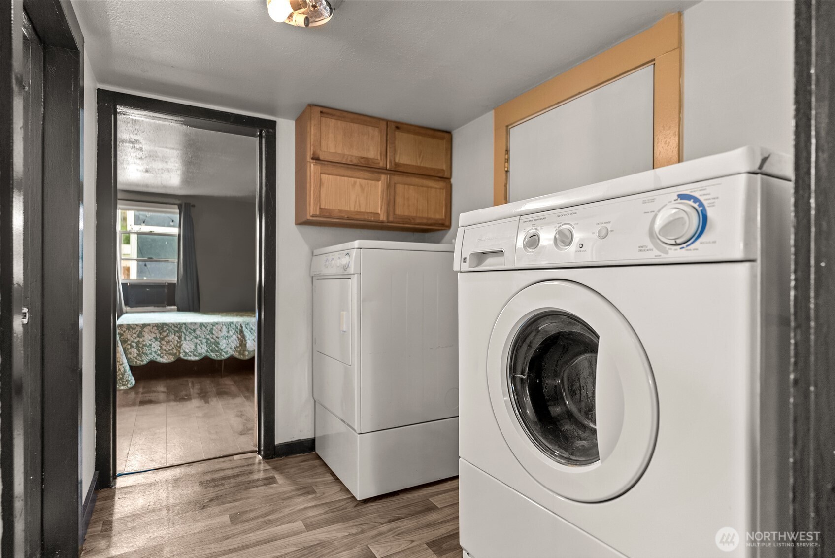 14 S Elm Street Property Photo 10